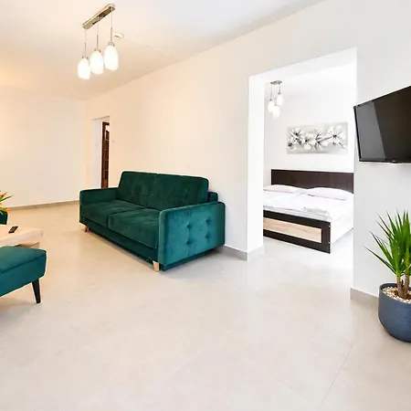 Globus Resort